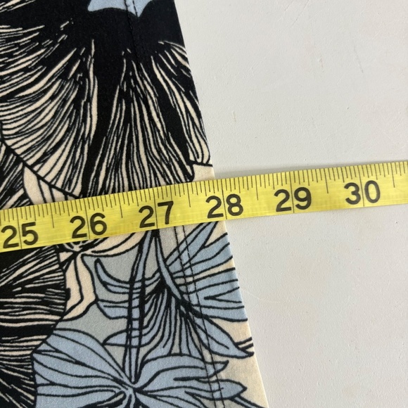 Rafaella Studio MOD Floral Long Sleeve Blouse - Picture 9 of 9